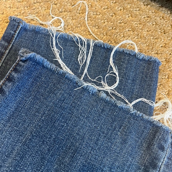 Banana Republic Girlfriend Jeans - 29 - Picture 6 of 8